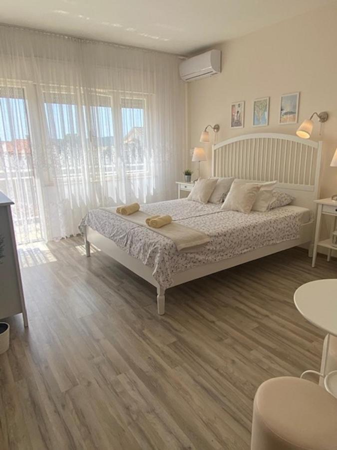 Kosovic Family House 호텔 메덜린 외부 사진