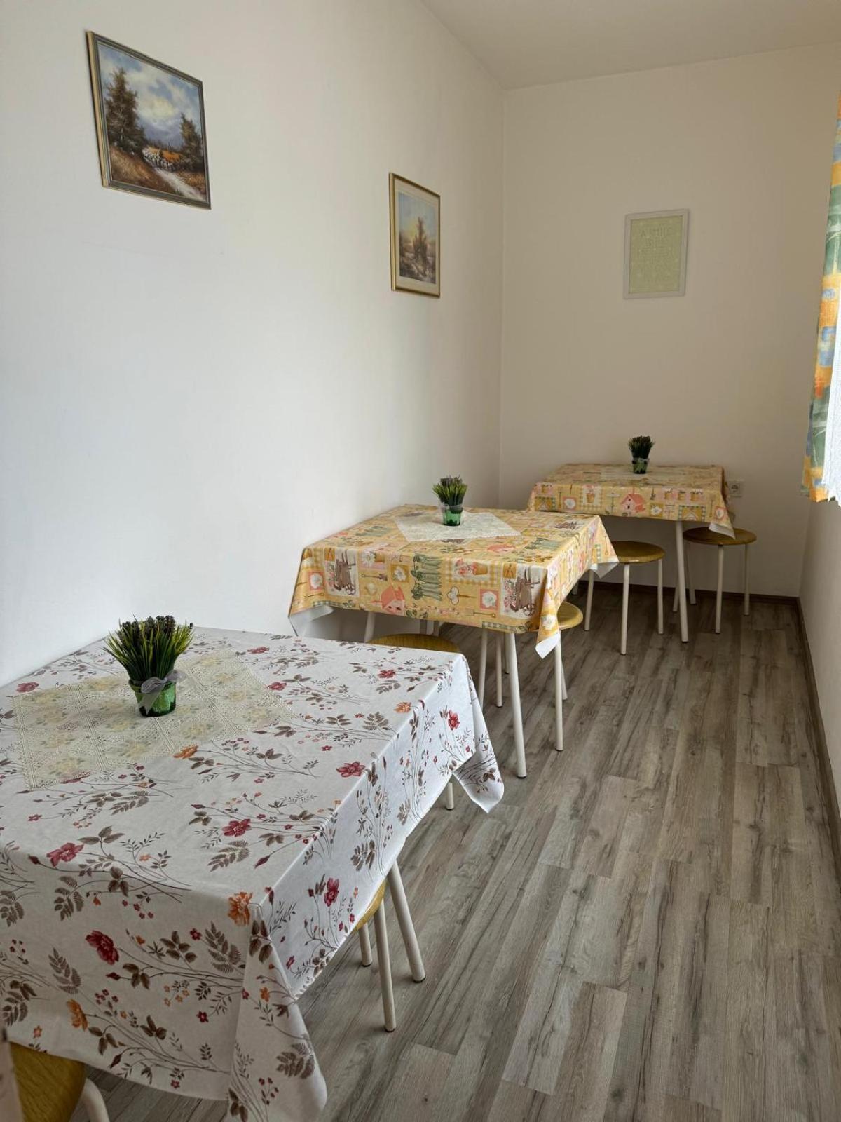 Kosovic Family House 호텔 메덜린 외부 사진