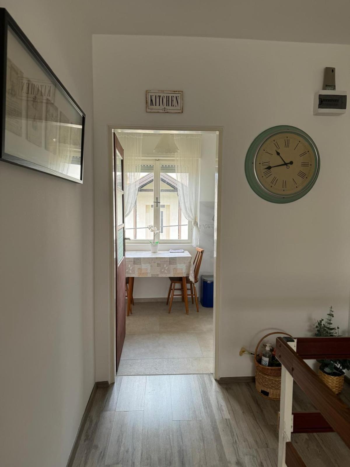Kosovic Family House 호텔 메덜린 외부 사진